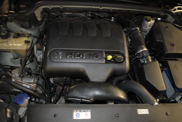 Gebraucht Peugeot 407 Tendance 185 PS (136 kW) 2004 Grau metallic Limousine