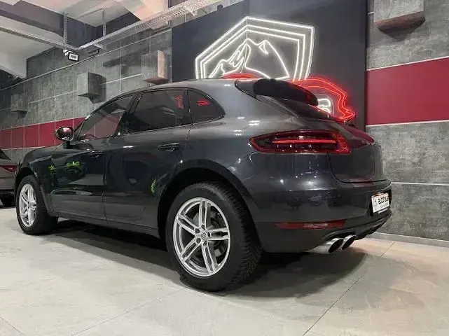 Gebraucht Porsche Macan 258 PS (189 kW) 2016 Andere SUV