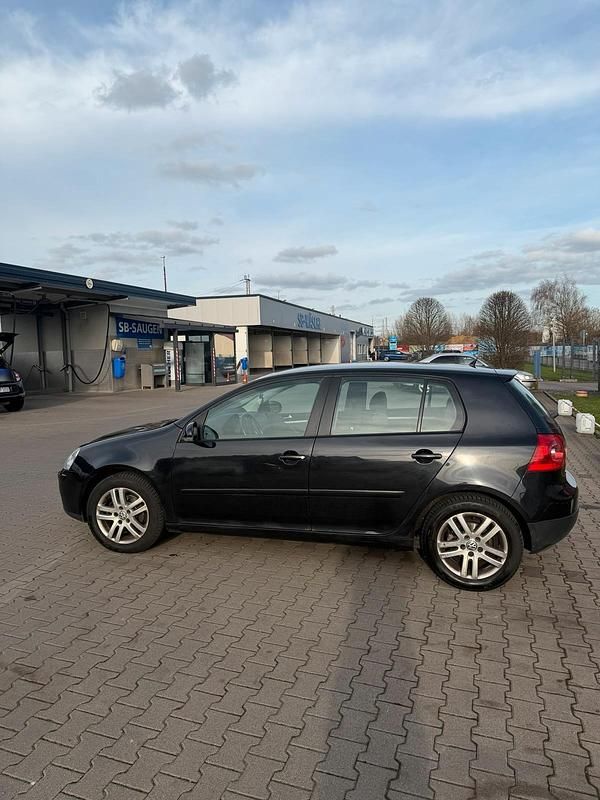 Gebraucht VW Golf V 102 PS (75 kW) 2007 Schwarz Kleinwagen