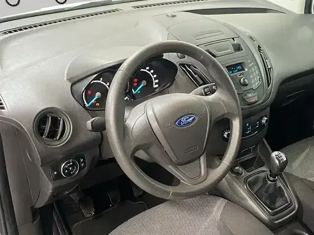 Gebraucht Ford Transit 101 PS (74 kW) 2019 Weiß Kombi