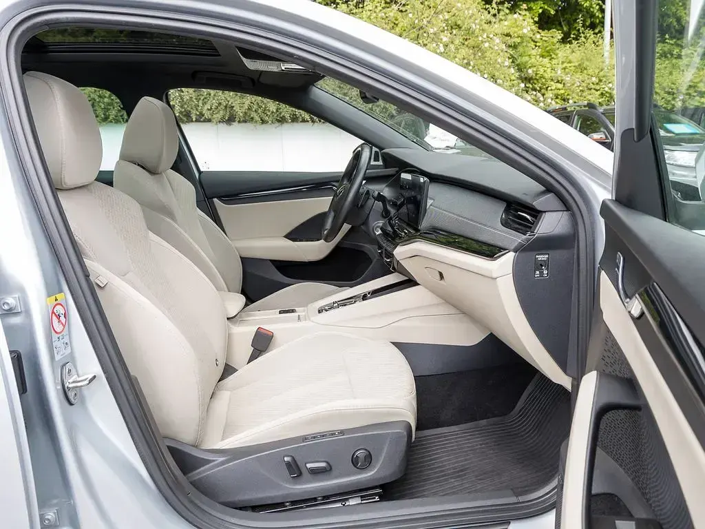 Usata Skoda Octavia Style 204 CV (150 kW) 2021 Argento Station wagon