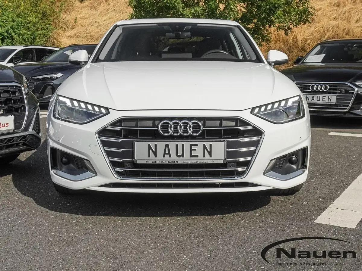 Gebraucht Audi A4 Ambiente 204 PS (150 kW) 2021 Weiß Limousine