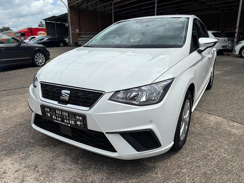 Weiß Gebraucht 2020 Seat Ibiza Style Kleinwagen | 7.399 € (Guter Preis) - Bild 1/4