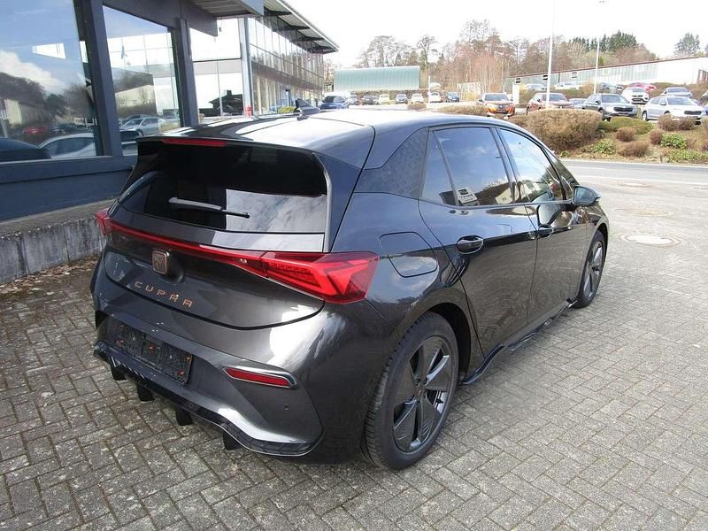Gebraucht Cupra Born 150 kW (204 PS) 2022 Quasargrau Kleinwagen