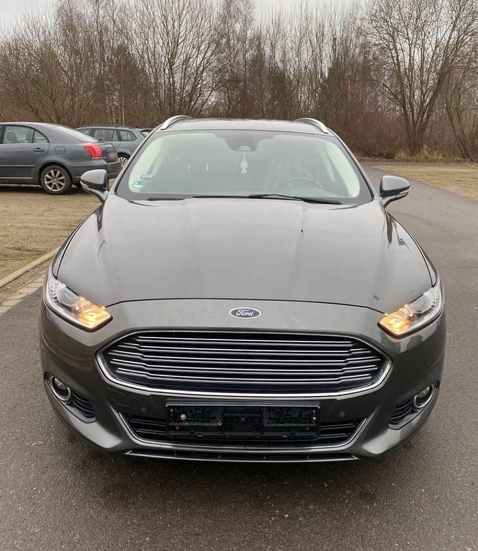 Gebraucht Ford Mondeo 160 PS (117 kW) 2018 Grau Kombi