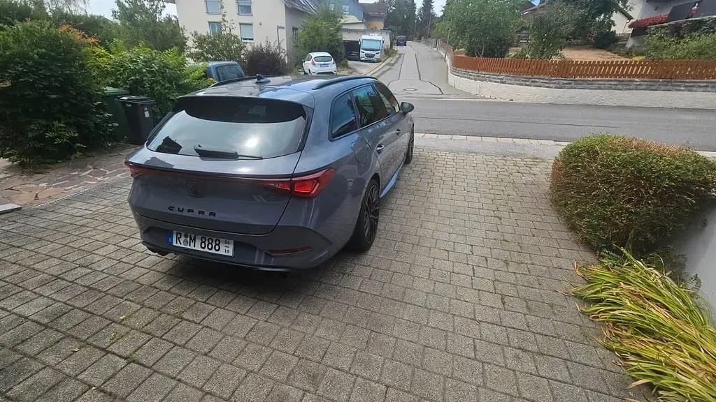 Gebraucht Cupra Leon VZ 310 PS (228 kW) 2022 Grau Limousine