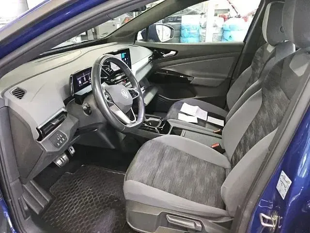 Gebraucht VW ID.4 Pro Performance 150 kW (204 PS) 2023 Blue dusk metallic SUV