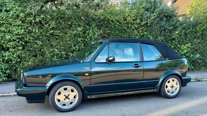 Grün Gebraucht 1992 VW Golf Cabriolet Classicline Cabrio | 10.800 € - Bild 1/4