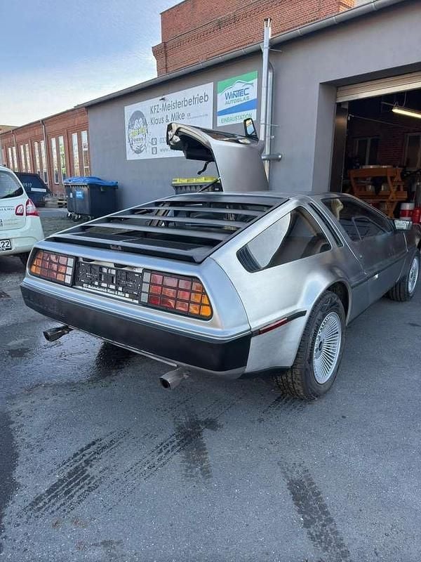 Gebraucht De Lorean DMC-12 132 PS (97 kW) 1981 Silber Coupé