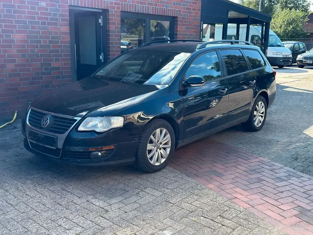 Gebraucht VW Passat Trendline 140 PS (102 kW) 2009 Schwarz Kombi