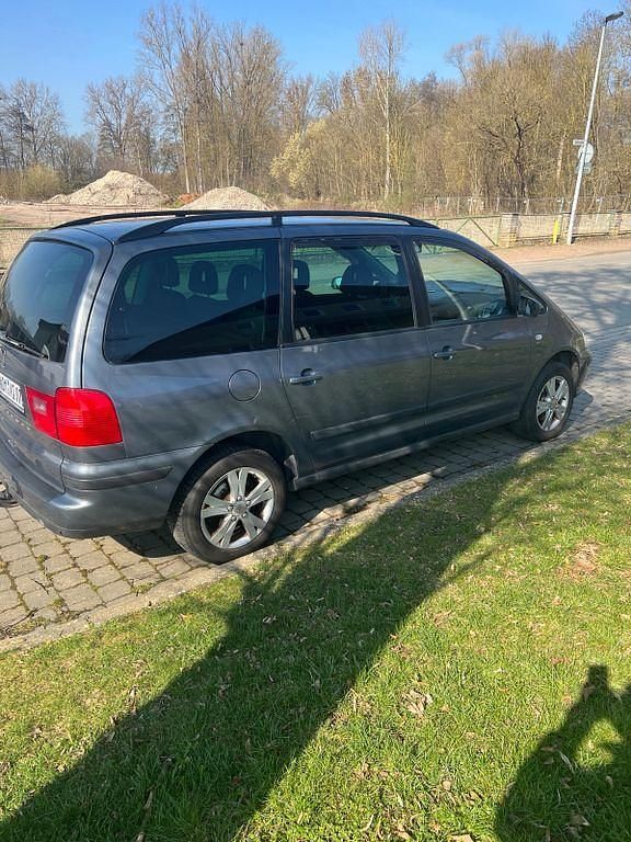 Gebraucht Seat Alhambra Reference 140 PS (102 kW) 2009 Grau Van / Kleinbus