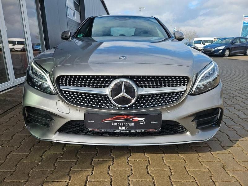 Gebraucht Mercedes C300 AMG line 258 PS (189 kW) 2019 Silber Limousine