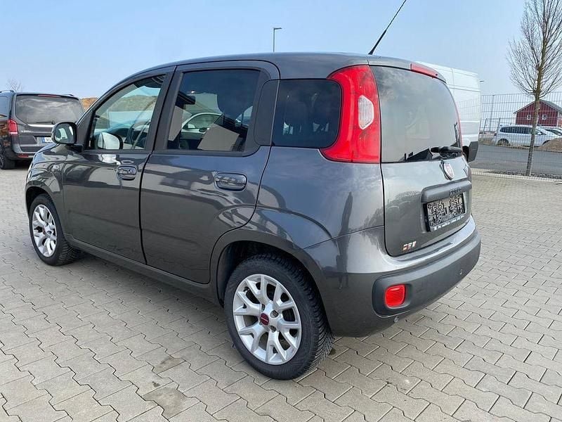 Gebraucht Fiat Panda Lounge 69 PS (50 kW) 2017 Grau Kleinwagen