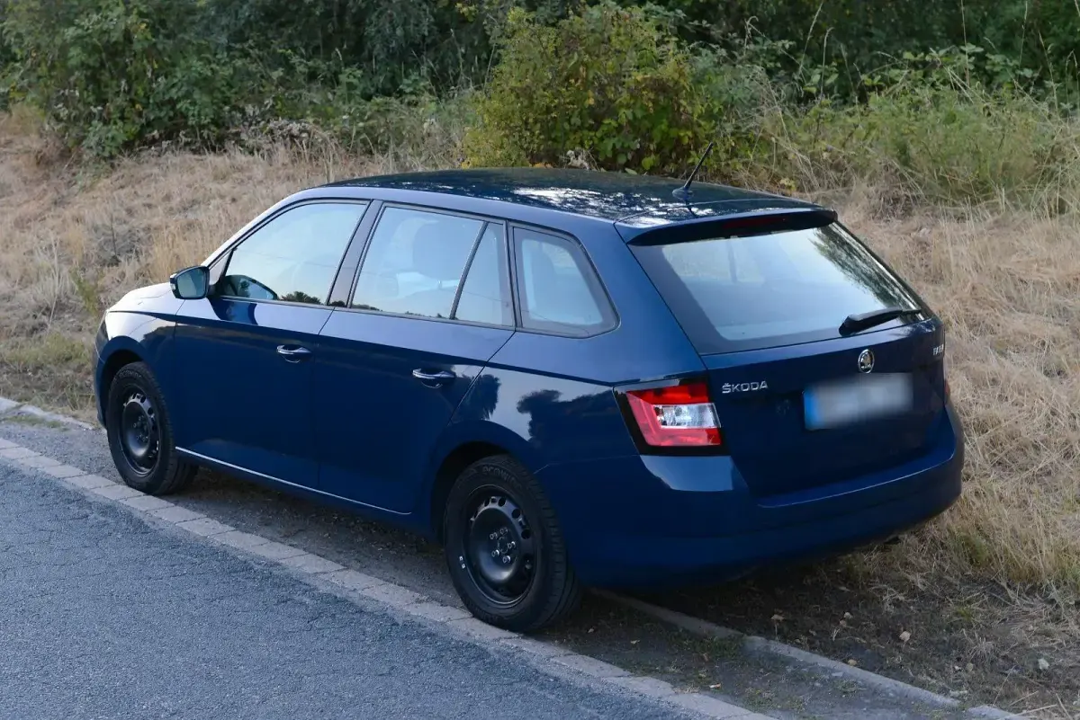 Gebraucht Skoda Fabia 75 PS (55 kW) 2015 Blau Kombi