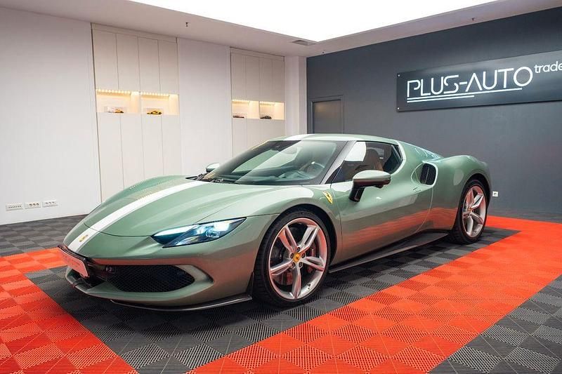 Gebraucht Ferrari 296 829 PS (609 kW) 2024 Grün