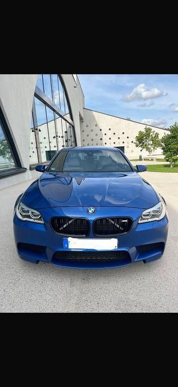Blau Gebraucht 2013 BMW M5 Competition Edition Limousine | 31.500 € (Superpreis) - Bild 1/4