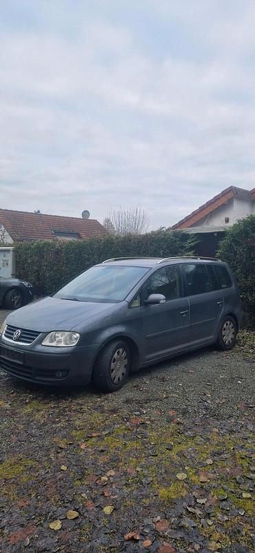 Silber Gebraucht 2004 VW Touran Van / Kleinbus | 1.990 € (Guter Preis) - Bild 1/4