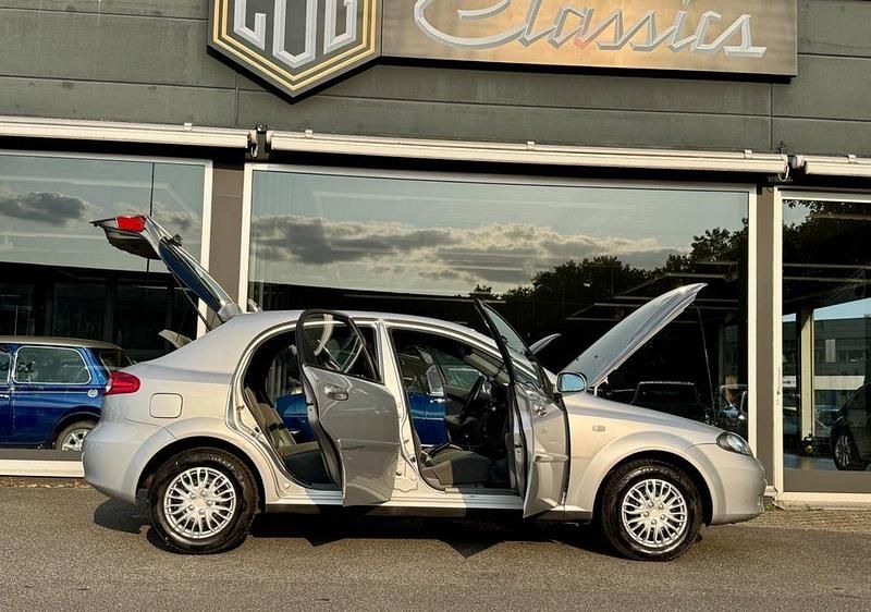 Gebraucht Chevrolet Lacetti SE 95 PS (69 kW) 2006 Grau Limousine
