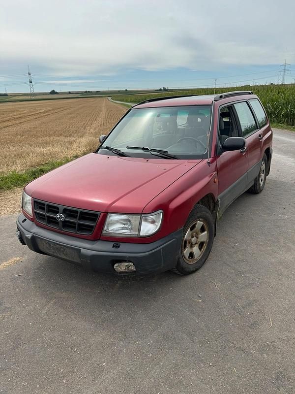 Rot Gebraucht 1998 Subaru Forester SUV | 449 € (Superpreis) - Bild 1/4