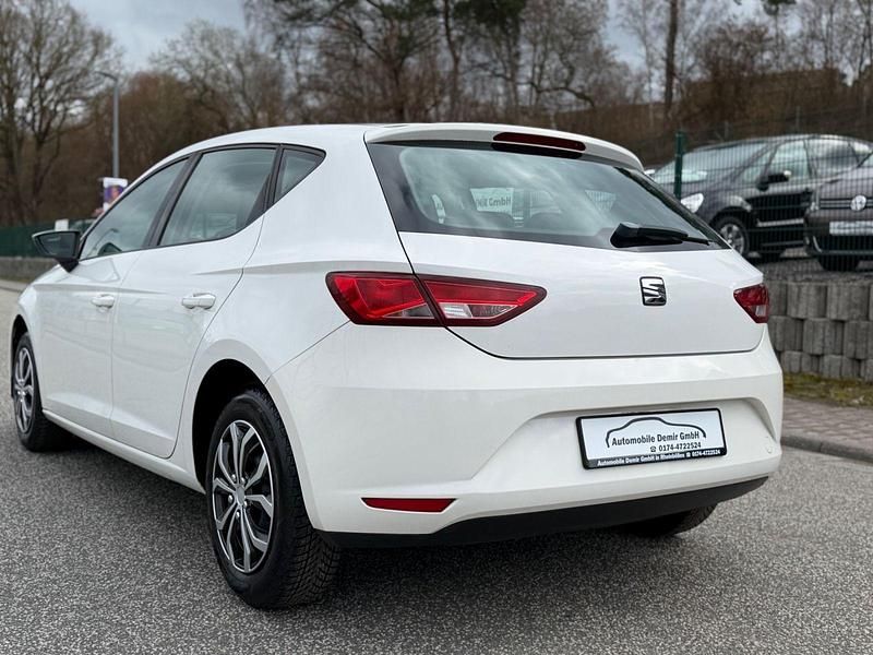 Gebraucht Seat Leon Style 110 PS (80 kW) 2015 Weiß Kleinwagen