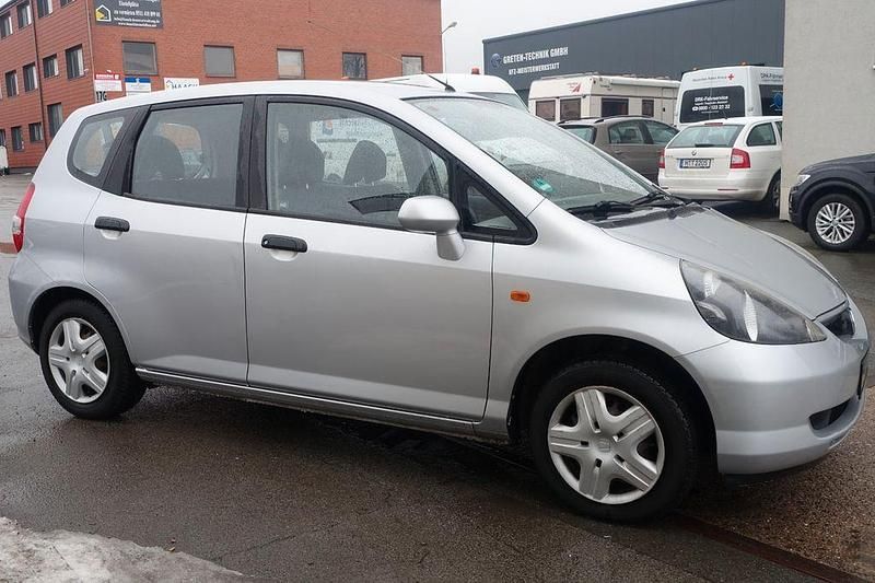 Gebraucht Honda Jazz LS 83 PS (61 kW) 2003 Silber Kleinwagen