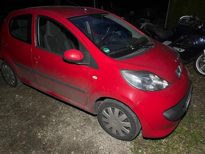 Gebraucht Peugeot 107 68 PS (50 kW) 2006 Rot Kleinwagen