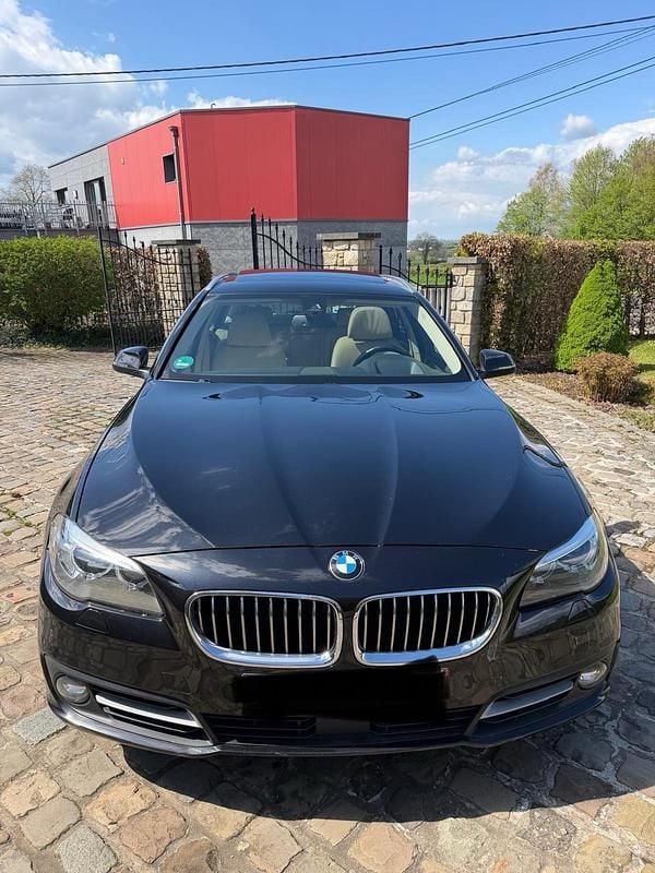 Gebraucht BMW 530 258 PS (189 kW) 2013 Schwarz Kombi