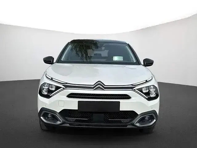Używany Citroën C4 PureTech 131 KM (96 kW) 2023 Biały SUV