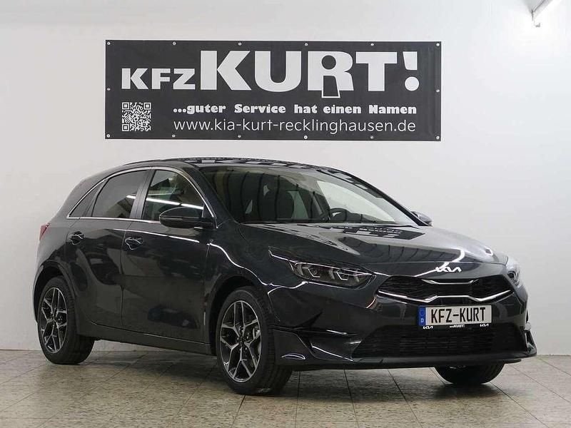 Pentametal Neu 2025 Kia Ceed Style Limousine | 26.490 € (Fairer Preis) - Bild 1/4