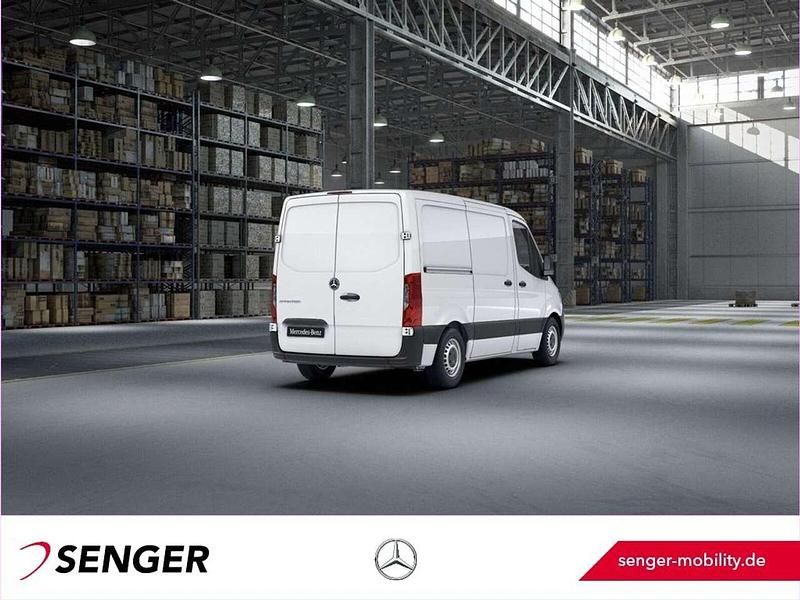 Gebraucht Mercedes Sprinter 114 PS (83 kW) 2022 Arktikweiß Van
