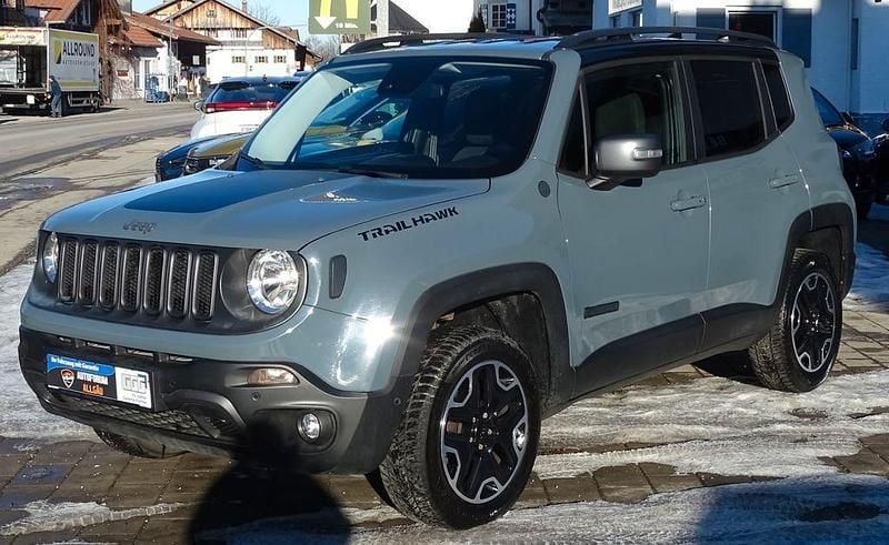 Grau Gebraucht 2017 Jeep Renegade Trailhawk SUV | 11.999 € (Guter Preis) - Bild 1/4