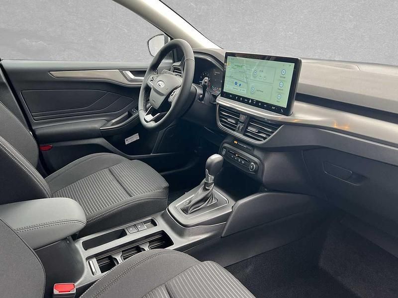 Neu Ford Focus Titanium 155 PS (114 kW) 2025 Silber Kombi