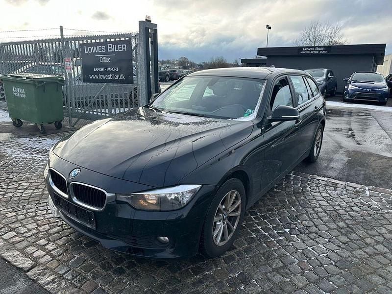 Gebraucht BMW 320 184 PS (135 kW) 2015 Schwarz Kombi