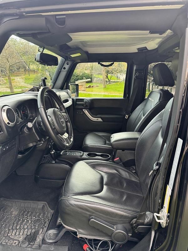 Gebraucht Jeep Wrangler Rubicon 200 PS (147 kW) 2016 Schwarz SUV