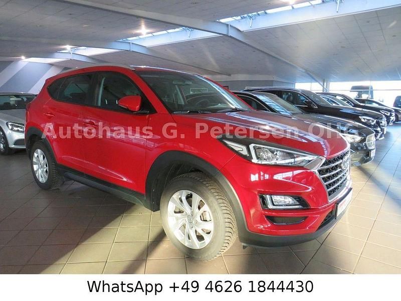 Gebraucht Hyundai Tucson 132 PS (97 kW) 2020 Rot SUV