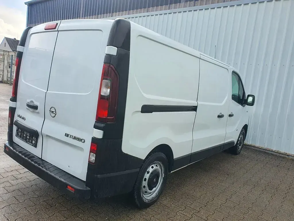 Używany Opel Vivaro 125 KM (91 kW) 2017 Minivan