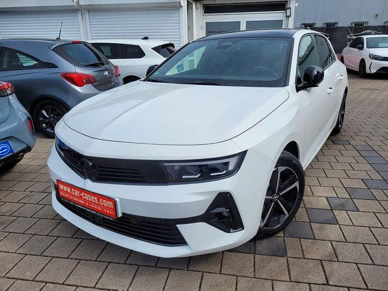 Gebraucht Opel Astra 131 PS (96 kW) 2024 Weiß Limousine