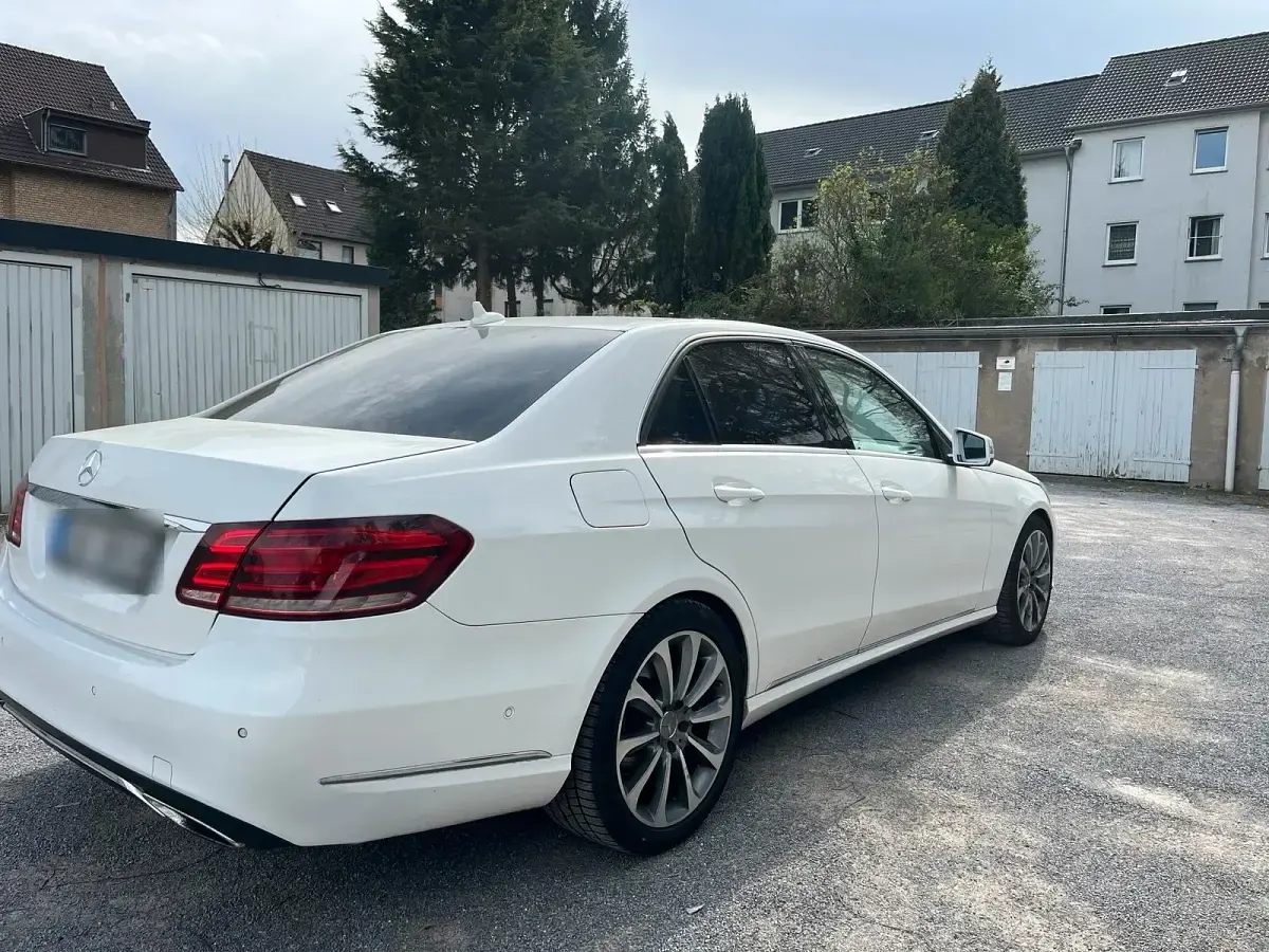 Usata Mercedes E200 Avantgarde 136 CV (100 kW) 2014 Bianco Berlina