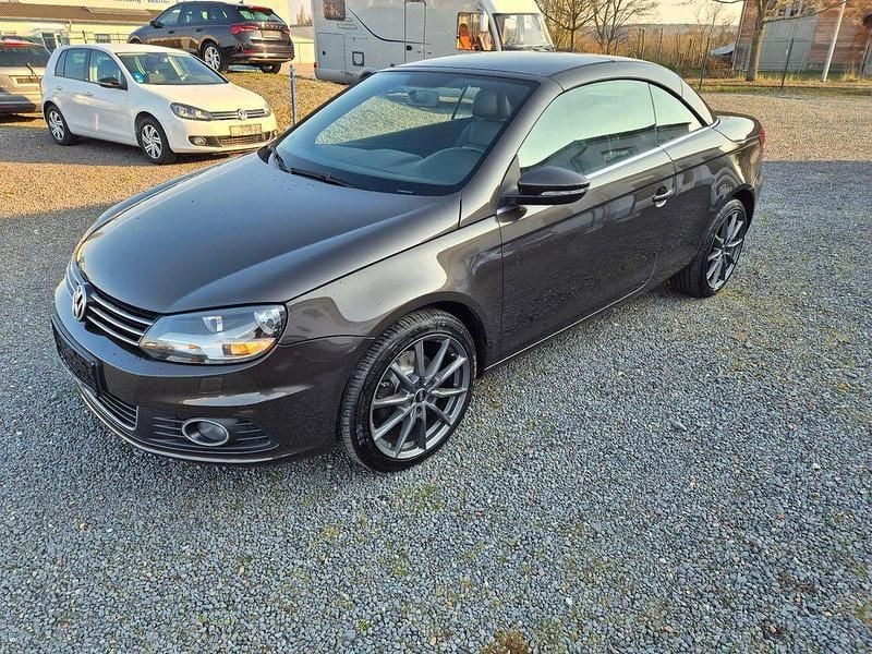Gebraucht VW Eos 122 PS (89 kW) 2011 Schwarz Cabrio