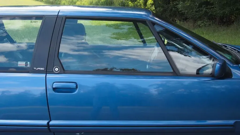 Gebraucht Volvo 480 120 PS (88 kW) 1994 Blau Coupé