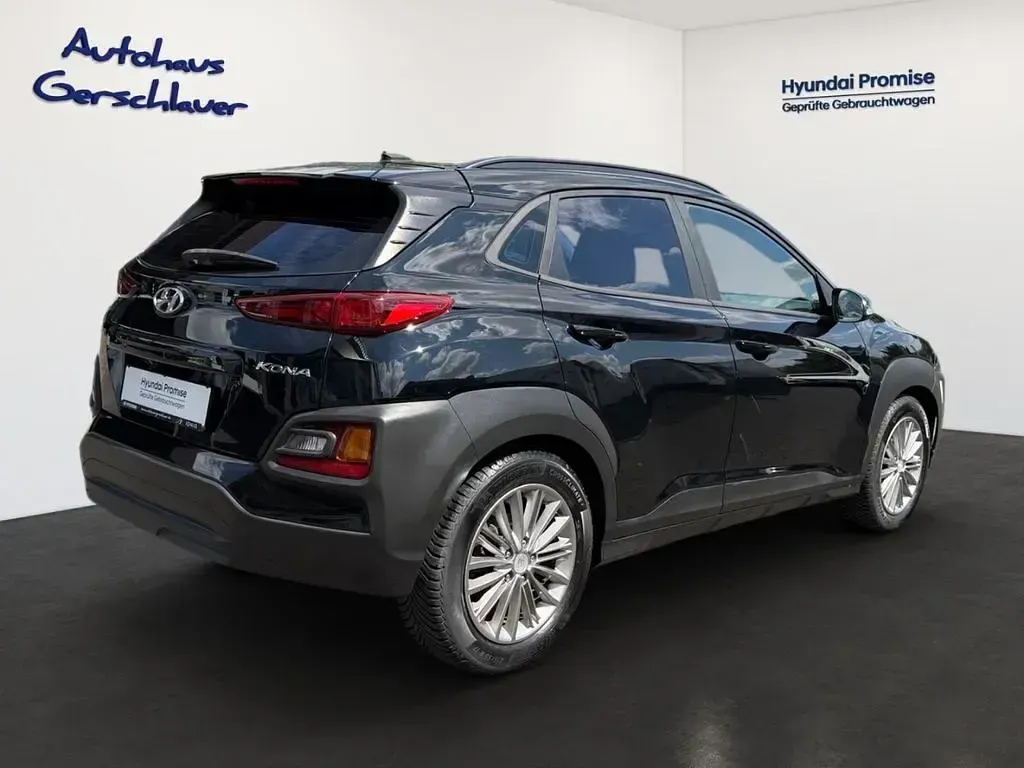 Gebraucht Hyundai Kona Trend 120 PS (88 kW) 2018 Schwarz SUV