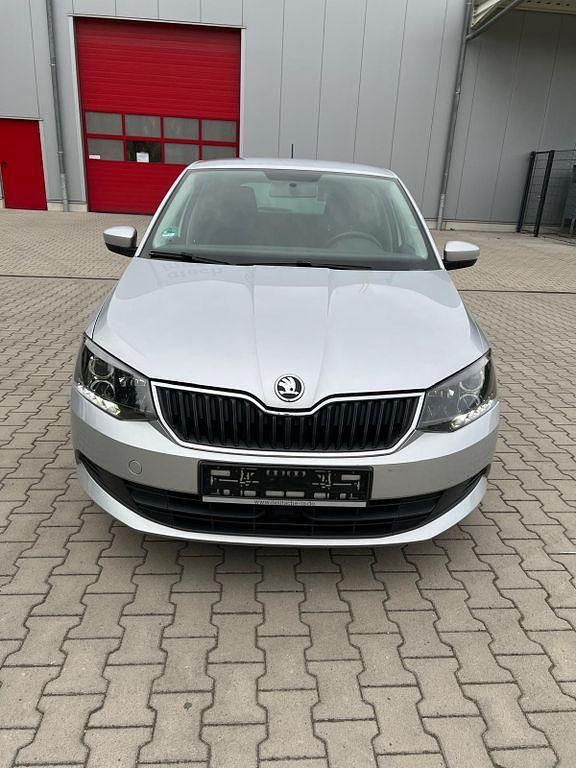 Gebraucht Skoda Fabia Ambition 90 PS (66 kW) 2017 Silber Kombi