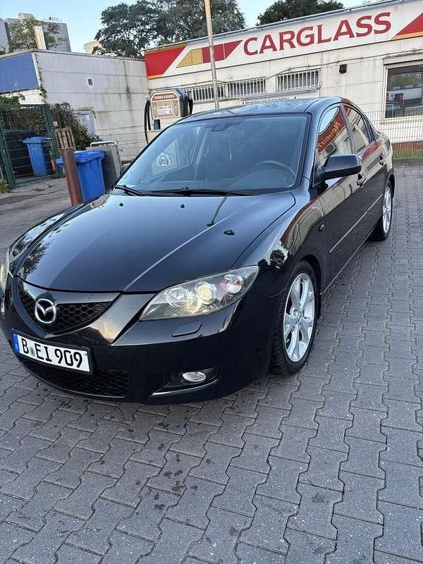 Schwarz Gebraucht 2006 Mazda 3 Limousine | 3.500 € (Teuer) - Bild 1/4
