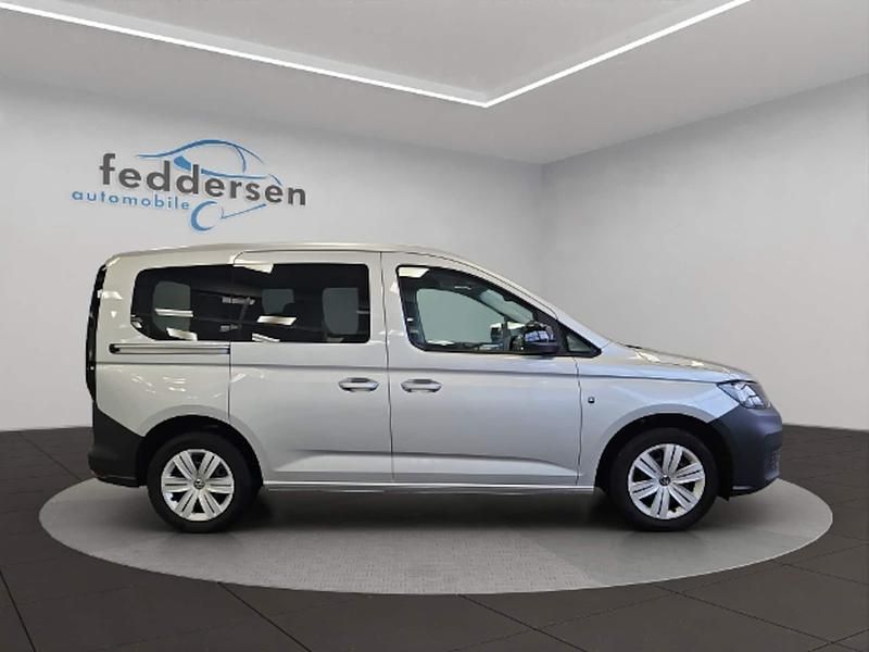 Gebraucht VW Caddy Basis 102 PS (75 kW) 2023 Silber Van / Kleinbus