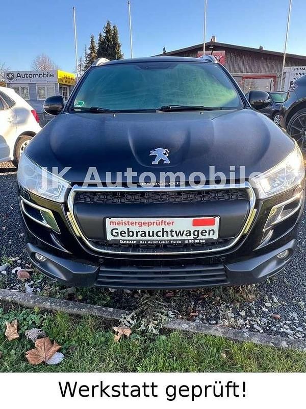 Gebraucht Peugeot 4008 Allure 150 PS (110 kW) 2015 Schwarz SUV