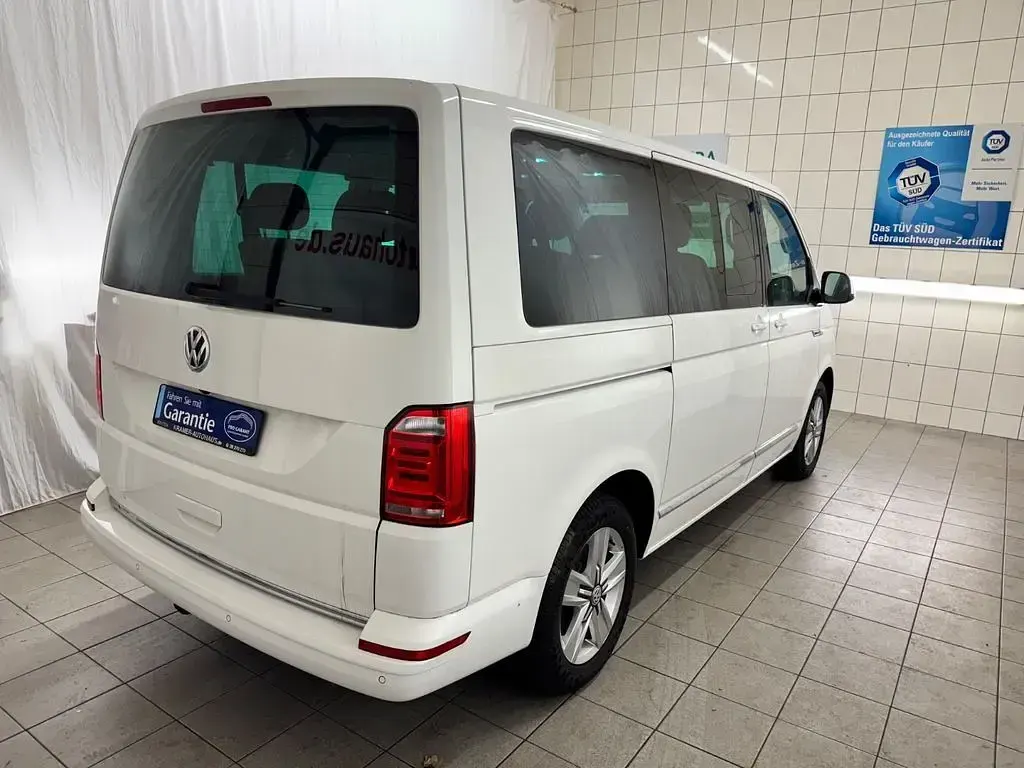 Gebraucht VW Caravelle Highline 204 PS (150 kW) 2017 Weiß Van