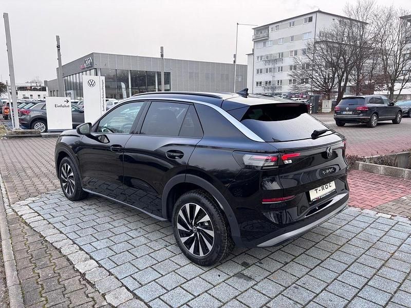 Neu VW T-Roc Life 116 PS (85 kW) 2026 Grenadillschwarz metallic SUV