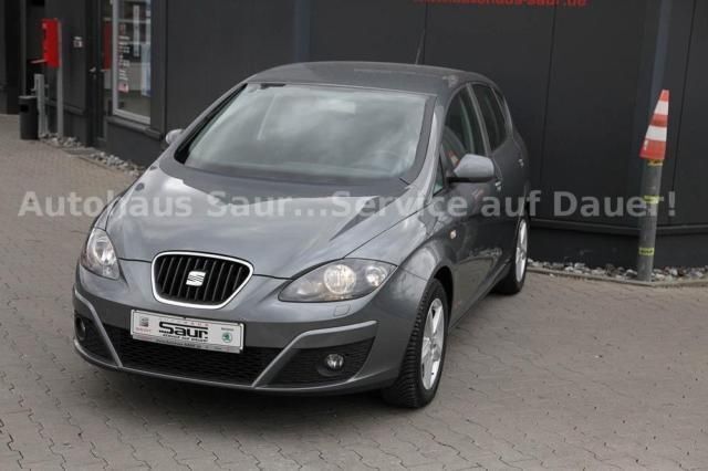 Gebraucht Seat Altea Style 140 PS (102 kW) 2013 Grau metallic Van / Kleinbus