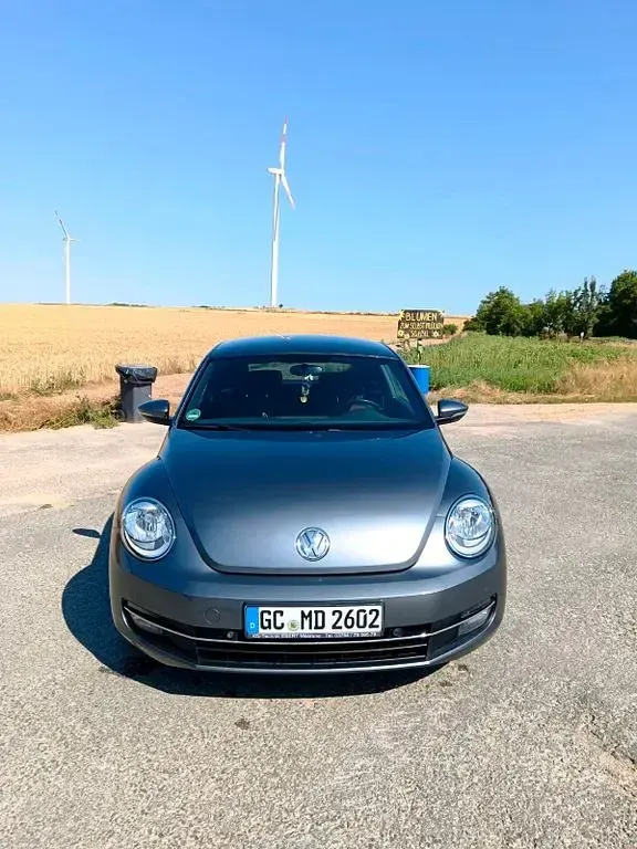 Gebraucht VW Beetle Design 105 PS (77 kW) 2012 Grau Kleinwagen