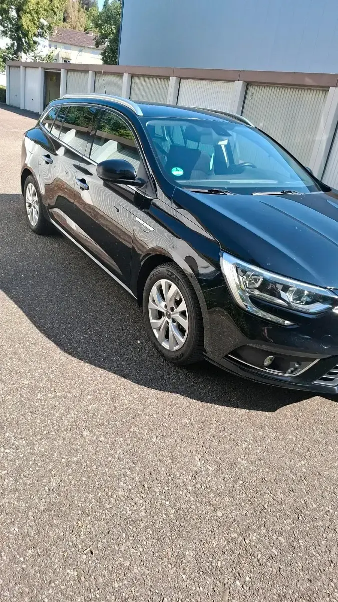 Gebraucht Renault Mégane GrandTour 159 PS (116 kW) 2019 Schwarz Kombi